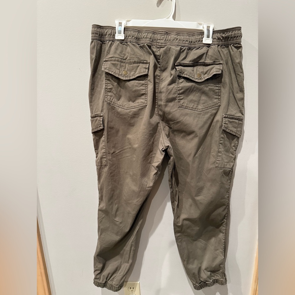 Natural Reflections Women's Khaki Cargo Pants - Picture 3 of 5